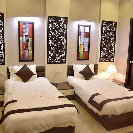Hotel Mahendra Plaza Hardoi מראה חיצוני תמונה