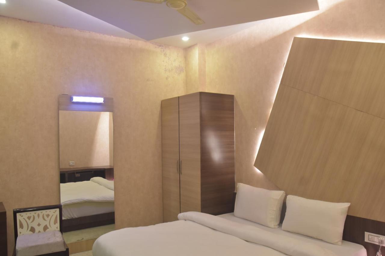 Hotel Mahendra Plaza Hardoi מראה חיצוני תמונה